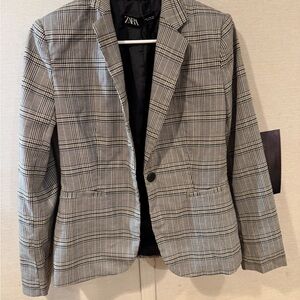 Zara Women's Blazer in Black and White Plaid
